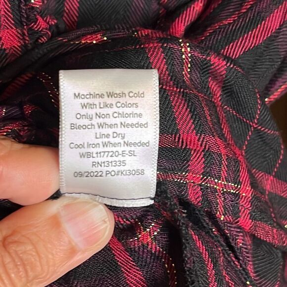 Evereve Charlotte Red Black Gold Ruffle Button Down Large - Picture 7 of 7